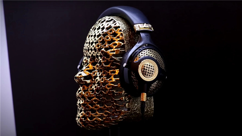 by tournaire乌托邦发烧耳机 tournaire是目前世界上最昂贵的耳机,它